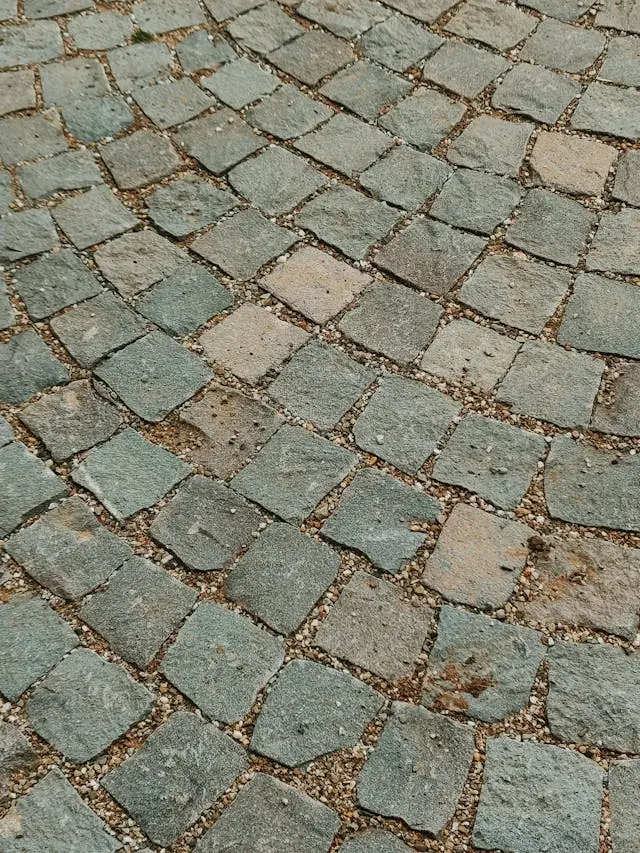 Sandstone paving 8x8 or 10x10 cm